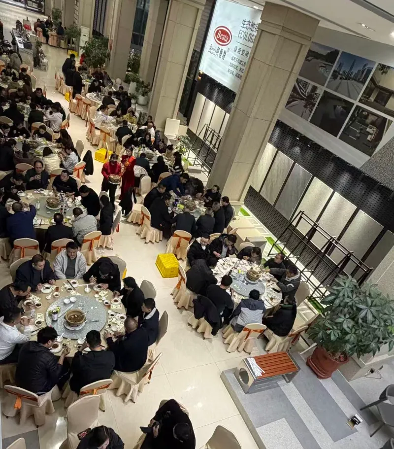 Banquete de fim de ano da Beata Ceramics é um sucesso | Receita ultrapassa 400 milhões de RMB no ano novo, novos produtos serão lançados na Xiamen INT'L Stone Fair
